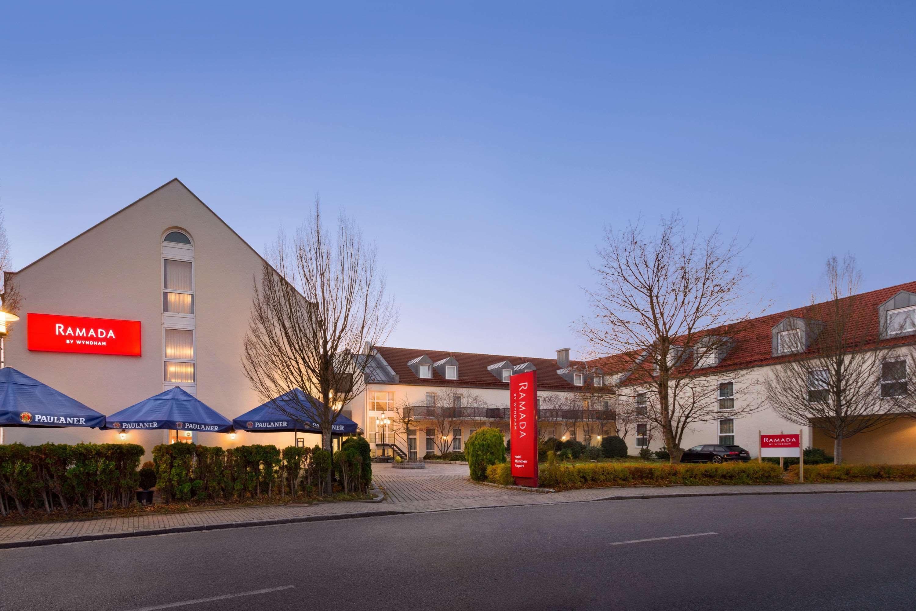 Ramada By Wyndham Munchen Airport Ξενοδοχείο Schwaig bei Nürnberg Εξωτερικό φωτογραφία