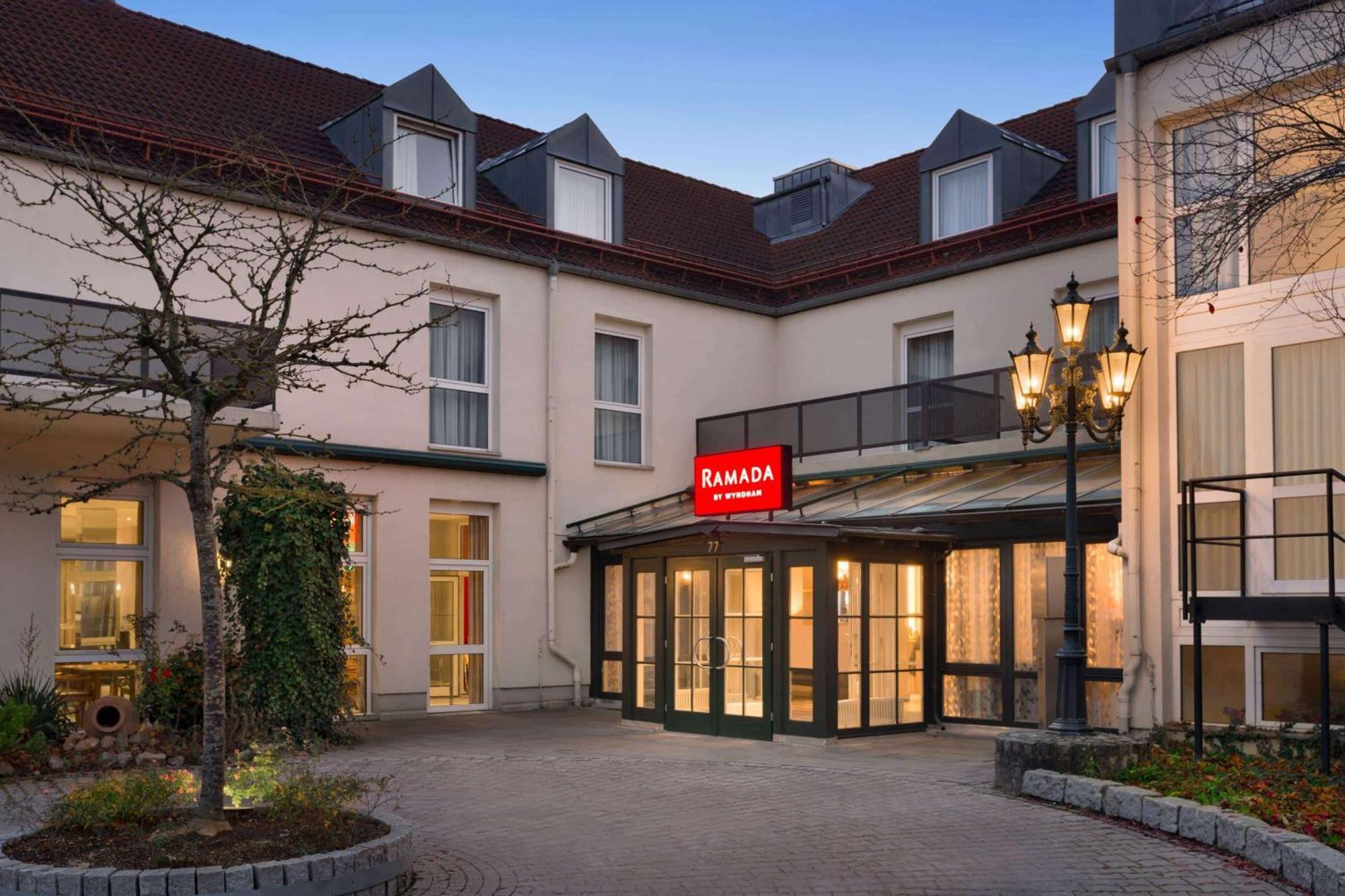 Ramada By Wyndham Munchen Airport Ξενοδοχείο Schwaig bei Nürnberg Εξωτερικό φωτογραφία